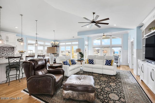4314 E Dolphin Drive, Oak Island, NC 28465