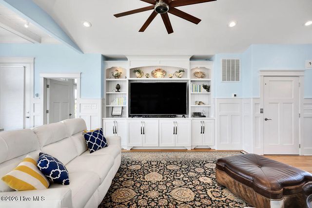 4314 E Dolphin Drive, Oak Island, NC 28465