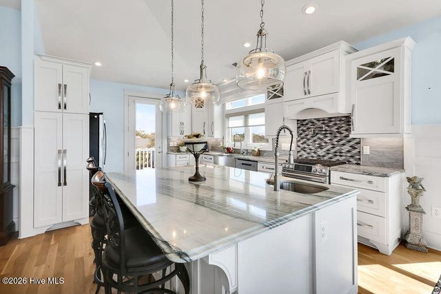 4314 E Dolphin Drive, Oak Island, NC 28465