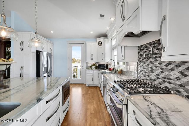 4314 E Dolphin Drive, Oak Island, NC 28465