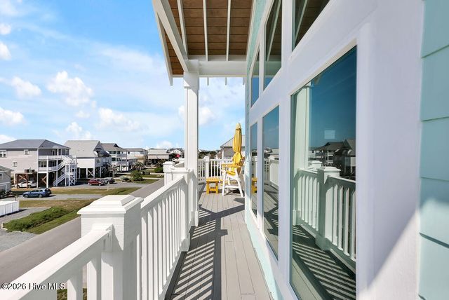 4314 E Dolphin Drive, Oak Island, NC 28465