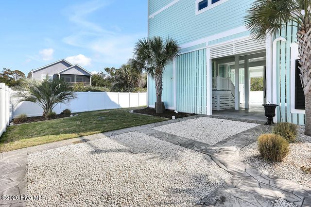 4314 E Dolphin Drive, Oak Island, NC 28465