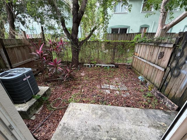 2953 SE 15th Terrace, Homestead, FL 33035