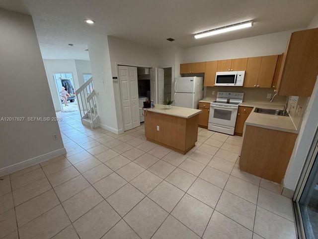 2953 SE 15th Terrace, Homestead, FL 33035