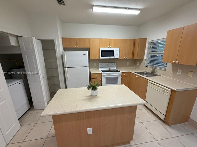 2953 SE 15th Terrace, Homestead, FL 33035