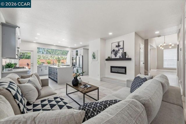 126 Blackstone Dr, Danville, CA 94506