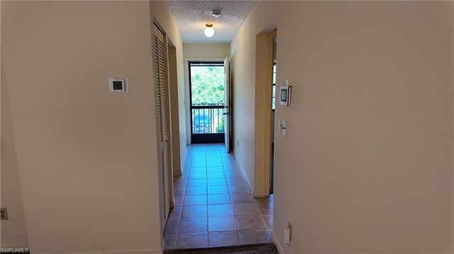 5257 Treetops DR X202, Naples, FL 34113