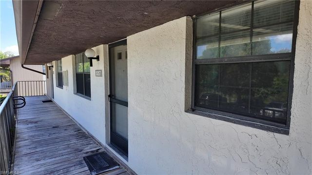 5257 Treetops DR X202, Naples, FL 34113