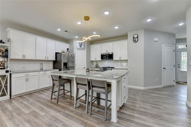 3240 Herald Drive, Scottdale, GA 30079