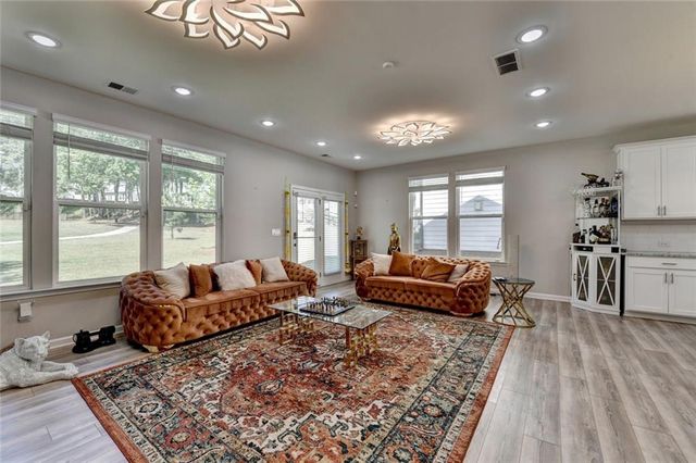3240 Herald Drive, Scottdale, GA 30079