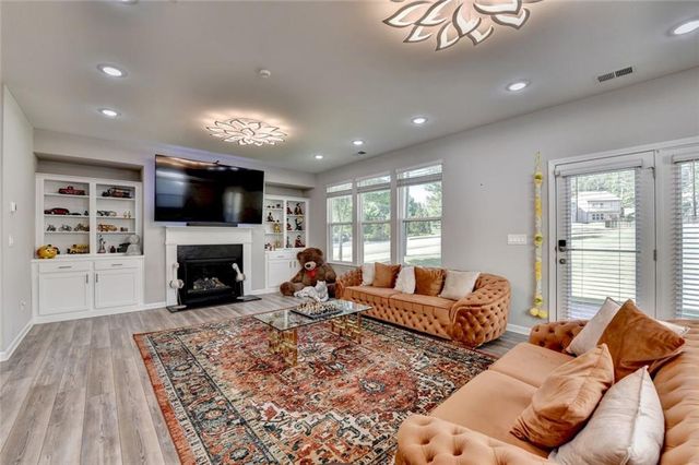 3240 Herald Drive, Scottdale, GA 30079