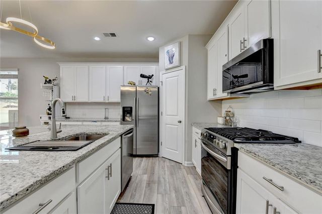3240 Herald Drive, Scottdale, GA 30079