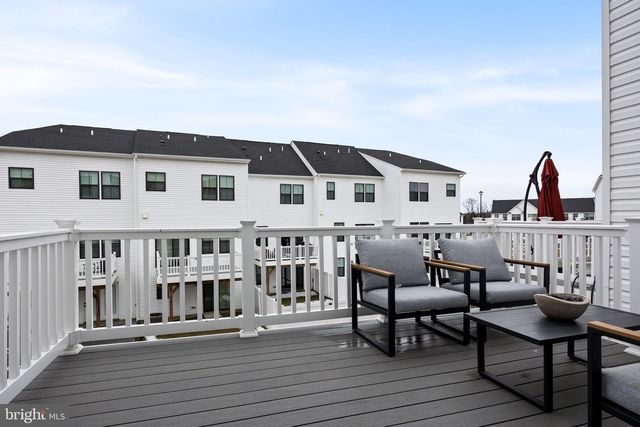 19 ROSEMARY WAY, Mount Laurel, NJ 08054