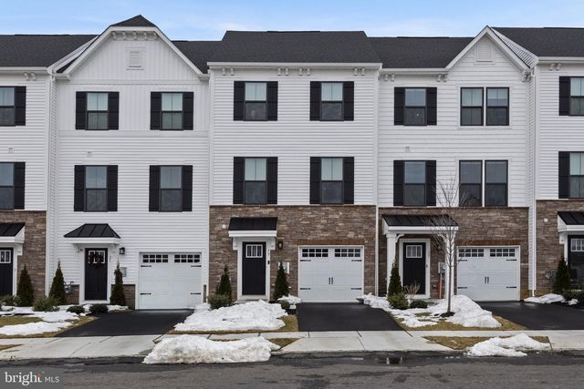 19 ROSEMARY WAY, Mount Laurel, NJ 08054