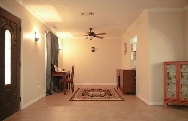 2117 Pecan Street, Dickinson, TX 77539