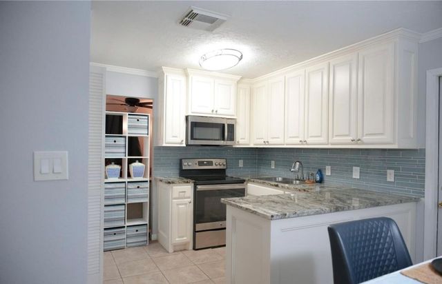 2117 Pecan Street, Dickinson, TX 77539