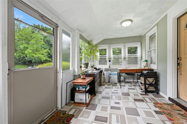 18 2nd Avenue, Port Jefferson, NY 11777