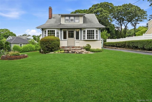 18 2nd Avenue, Port Jefferson, NY 11777