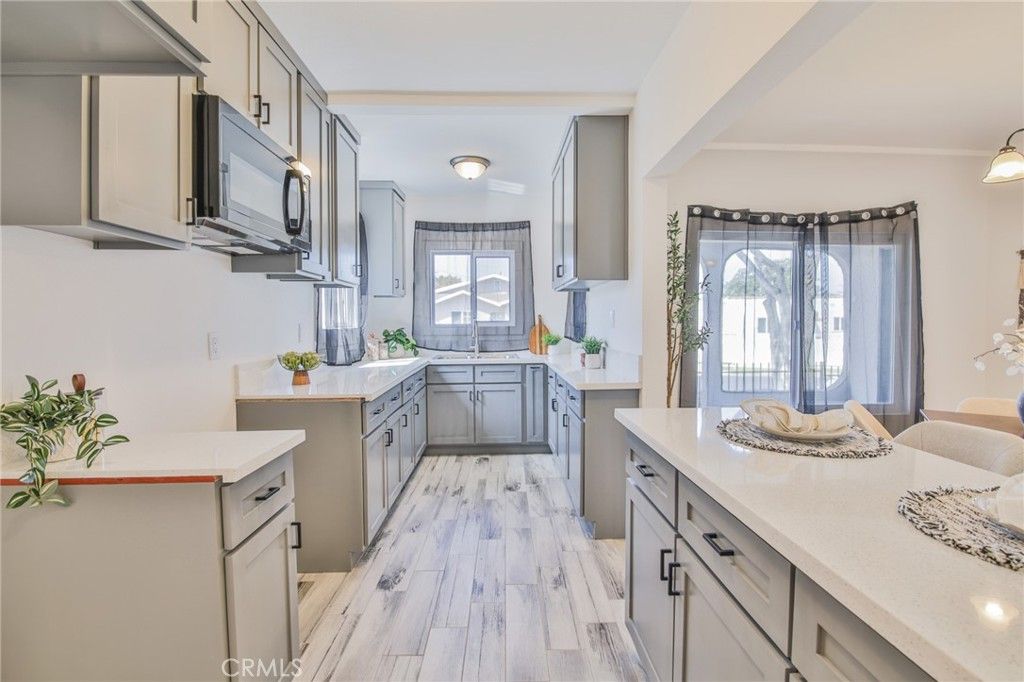 Image 16 of property listing at 8110 S Denker, Los Angeles, CA 90047