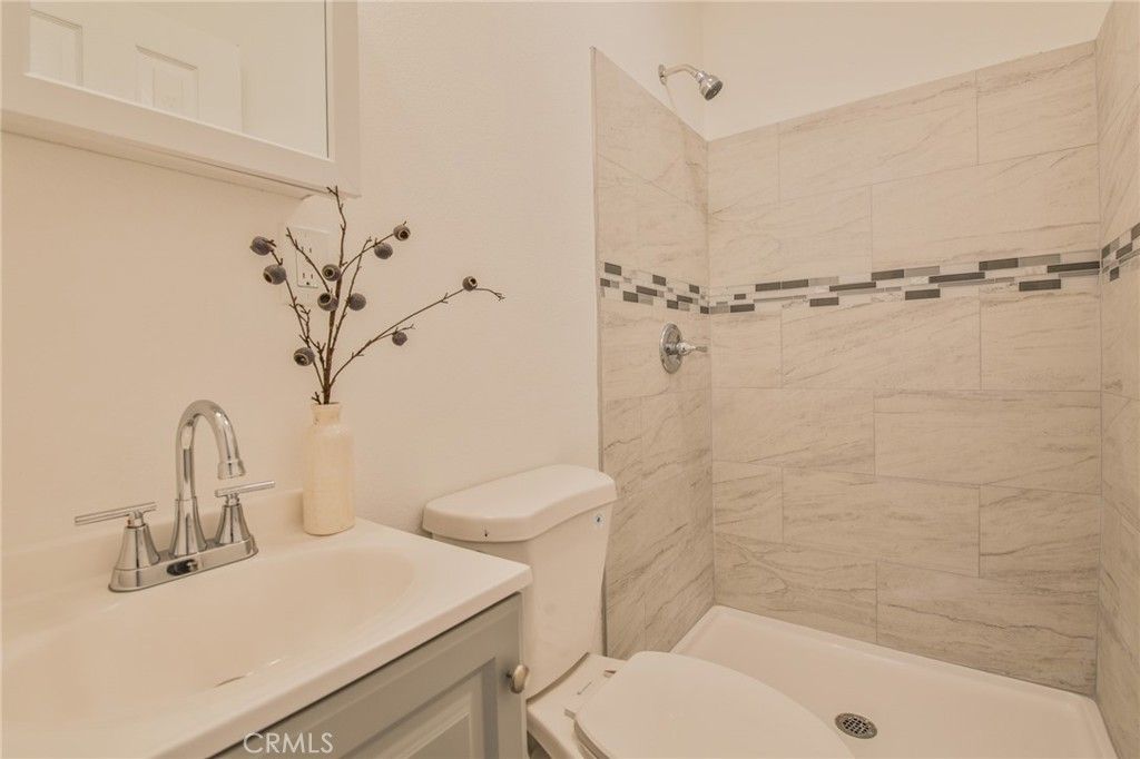 Image 21 of property listing at 8110 S Denker, Los Angeles, CA 90047