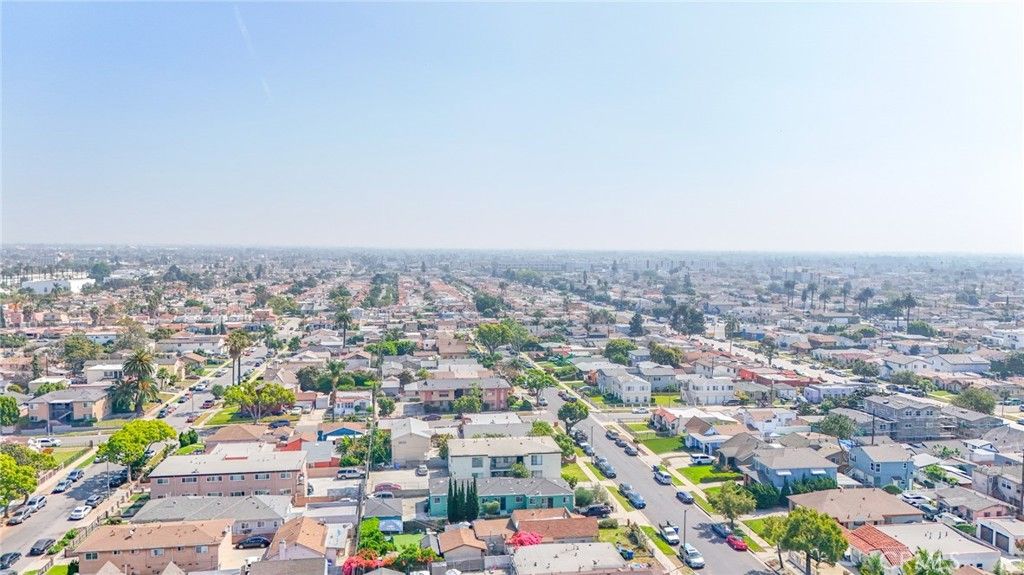 Image 36 of property listing at 8110 S Denker, Los Angeles, CA 90047