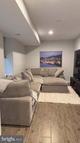 312 CECIL B MOORE AVE, Philadelphia, PA 19122