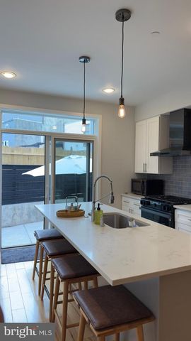 312 CECIL B MOORE AVE, Philadelphia, PA 19122