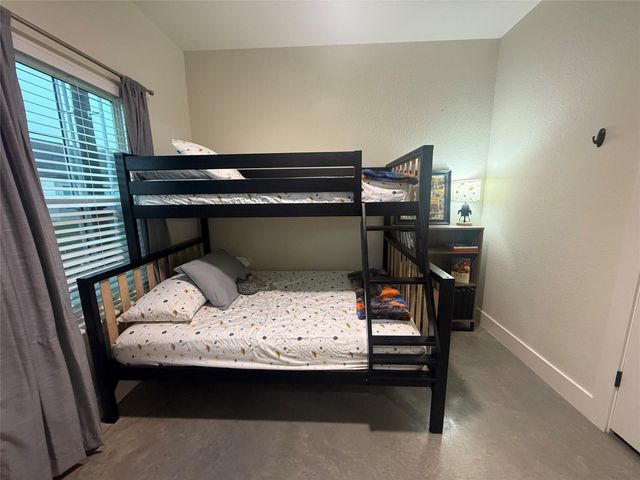 133 Ellis Lane, West Columbia, TX 77486