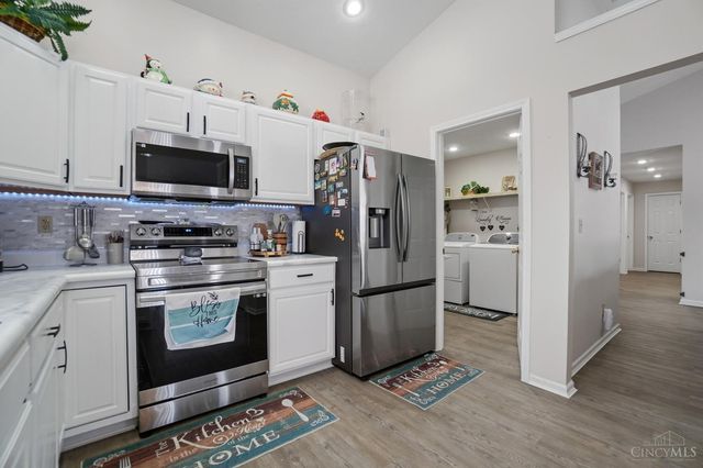 1464 Woodside Drive, Wilmington, OH 45177