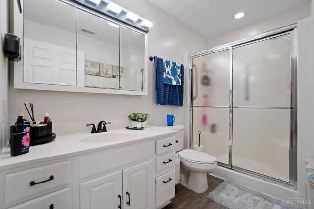 1464 Woodside Drive, Wilmington, OH 45177