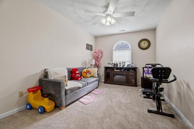 1464 Woodside Drive, Wilmington, OH 45177