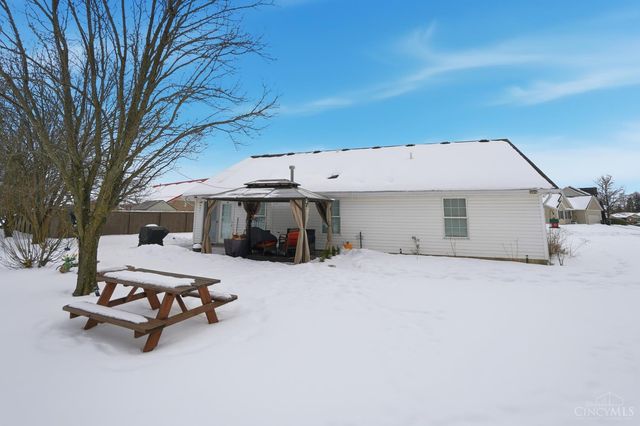 1464 Woodside Drive, Wilmington, OH 45177