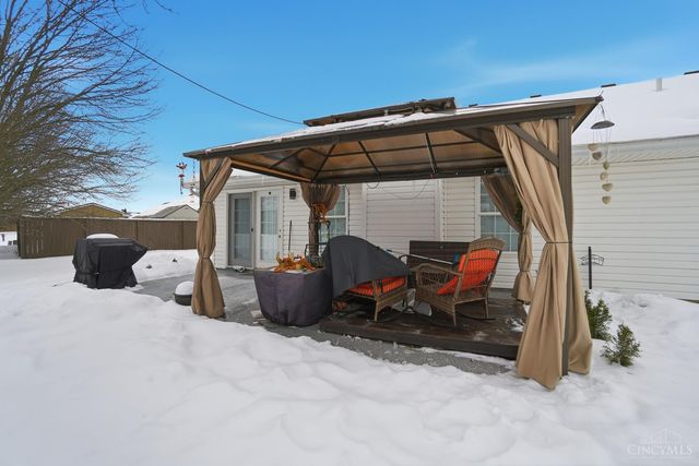 1464 Woodside Drive, Wilmington, OH 45177