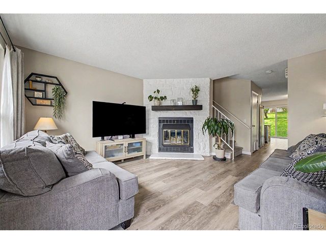 9502 W Ontario Dr, Littleton, CO 80128