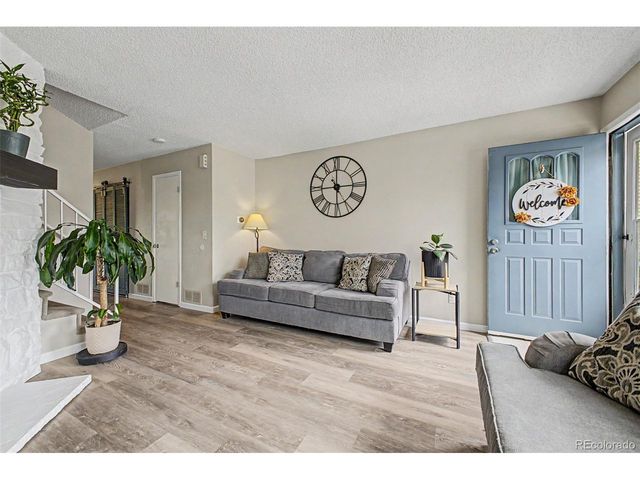 9502 W Ontario Dr, Littleton, CO 80128