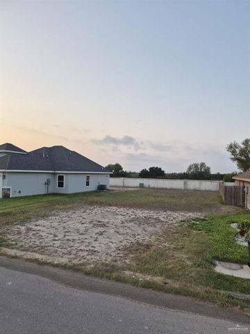213 Paradise Street, Rio Grande City, TX 78582