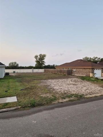 213 Paradise Street, Rio Grande City, TX 78582