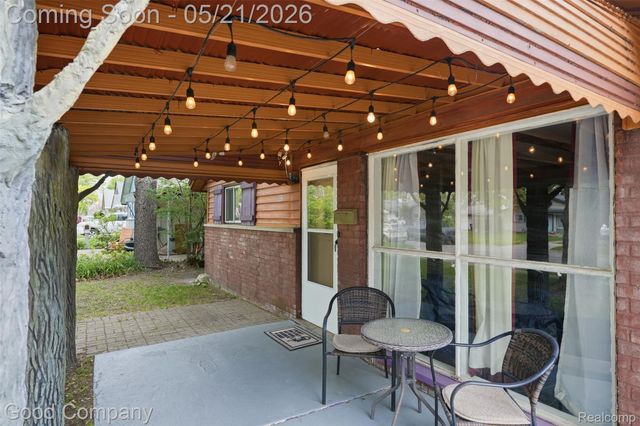 8003 William Street, Taylor, MI 48180
