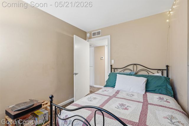8003 William Street, Taylor, MI 48180
