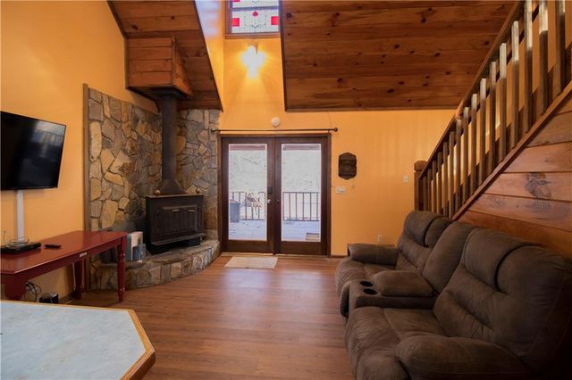 311 Sequoia Drive, Ellijay, GA 30540