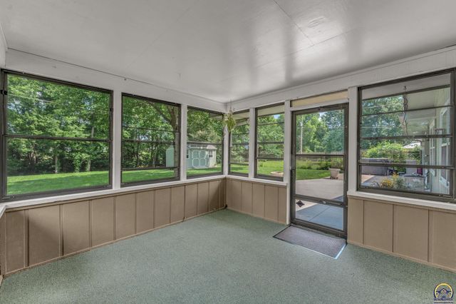 2904 Belle Haven, Lawrence, KS 66046