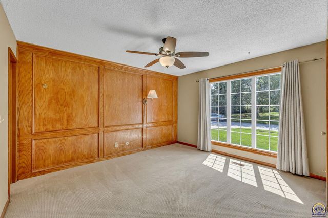 2904 Belle Haven, Lawrence, KS 66046