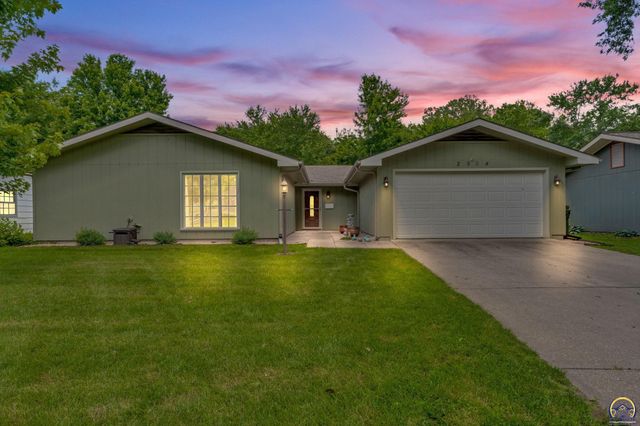 2904 Belle Haven, Lawrence, KS 66046