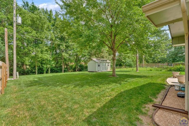 2904 Belle Haven, Lawrence, KS 66046