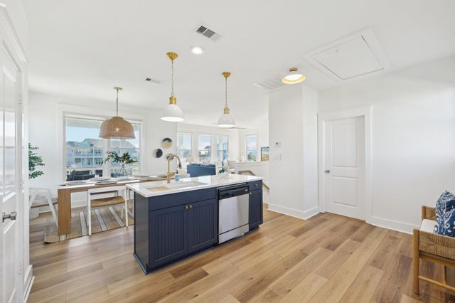 4130 King Rail Circle, Galveston, TX 77554