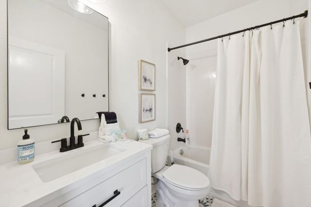 4130 King Rail Circle, Galveston, TX 77554