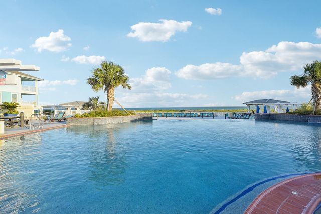 4130 King Rail Circle, Galveston, TX 77554