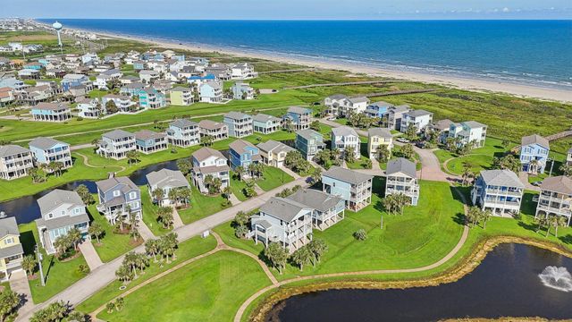 4130 King Rail Circle, Galveston, TX 77554