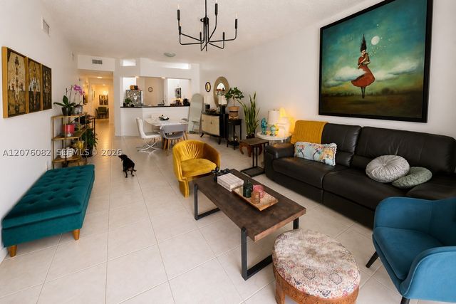 10750 NW 66th St 413, Doral, FL 33178