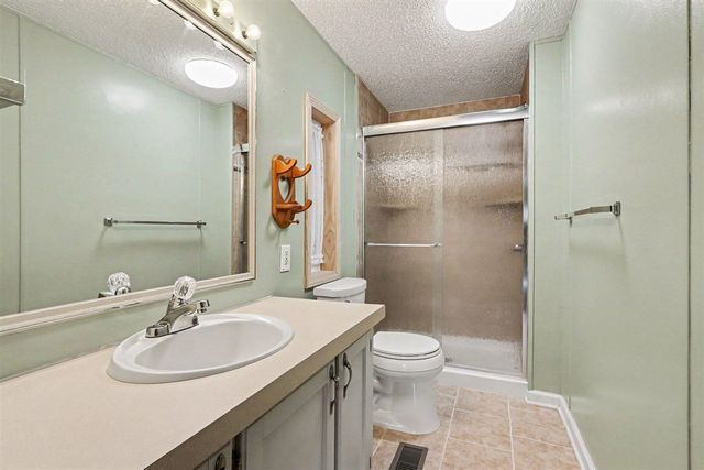 14164 Riverside Drive, Constantine, MI 49042